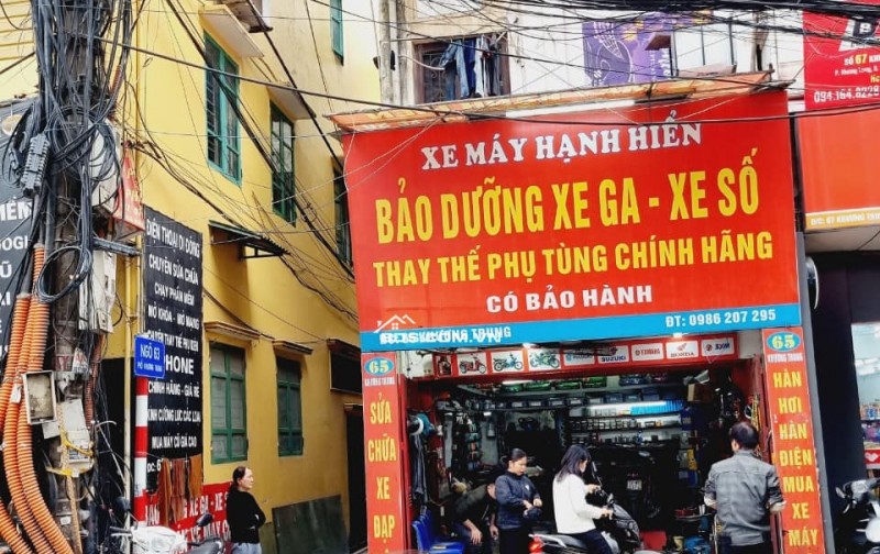 BÁN NHÀ MẶT PHỐ KHƯƠNG TRUNG, LÔ GÓC , MẶT TIỀN RỘNG 4,5M , KINH DOANH SẦM UẤT , DT 50M , 7 TỶ